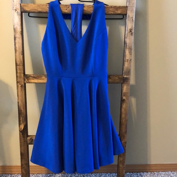Lulus Dresses & Skirts - Dress